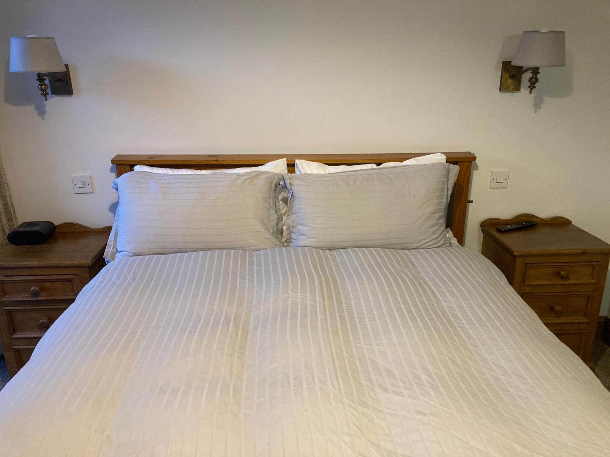 Ashes Seafood Restaurant Accommodation Dingle Extérieur photo